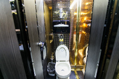 Готовая туалетная кабина